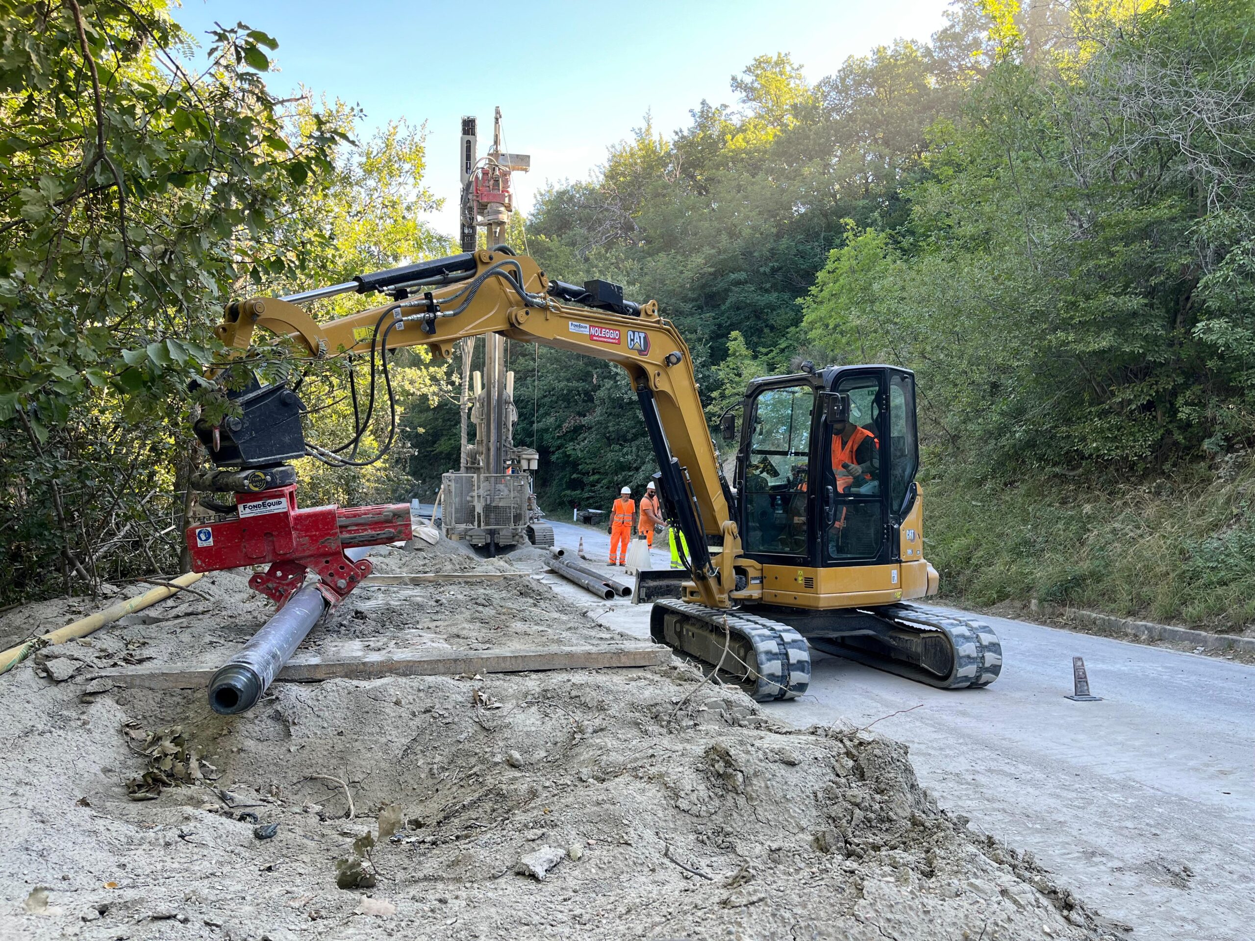 macchinari per perforazione, movimento terra e sollevamento